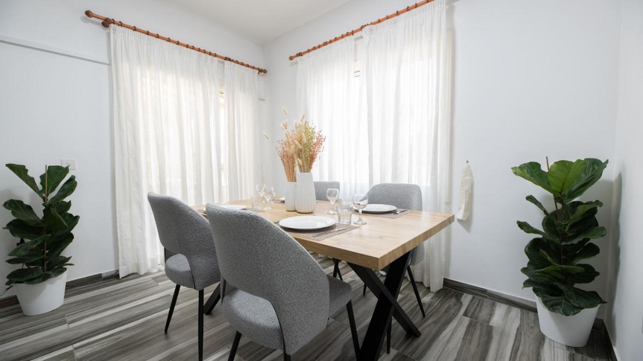 Beautiful Apartment In Harbour Paphos, Central & Close To Beach מראה חיצוני תמונה