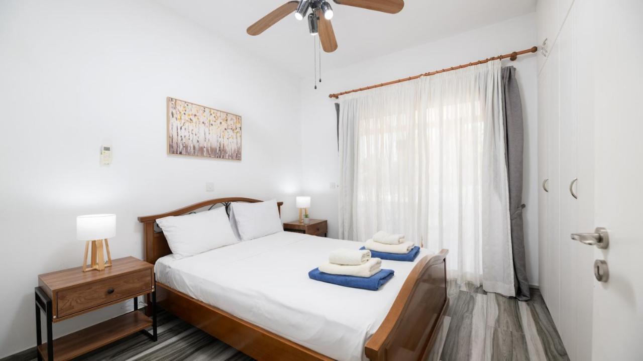 Beautiful Apartment In Harbour Paphos, Central & Close To Beach מראה חיצוני תמונה